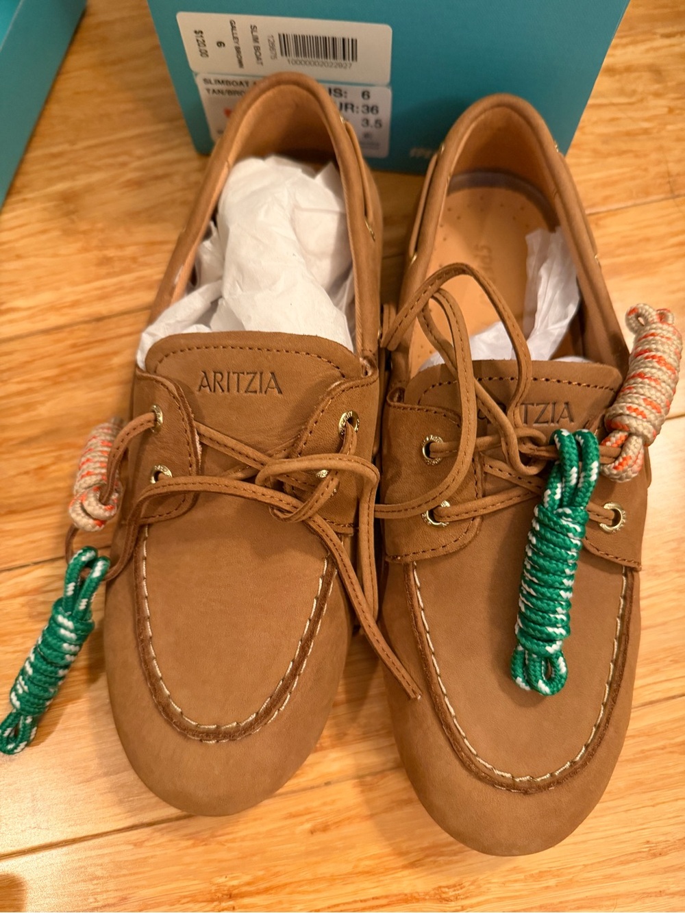 NIB Aritzia Sperry Boat Shoes 6